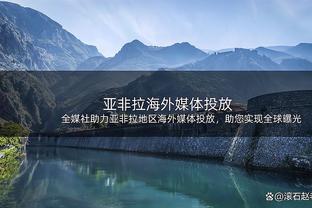 ?文班亚马过去4场：场均29.6分钟24.8分11.5板5.5助5.8帽3.3断